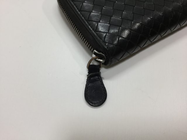 BOTTEGA VENETA(ボッテガヴェネタ)のお財布の引き手作成が完了しました（愛知県尾張旭市H様）before03