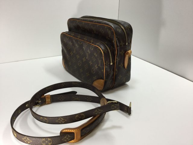 Louis Vuitton（ルイ・ヴィトン）のバッグのループ交換が完了しました（北海道二海郡N様）before03