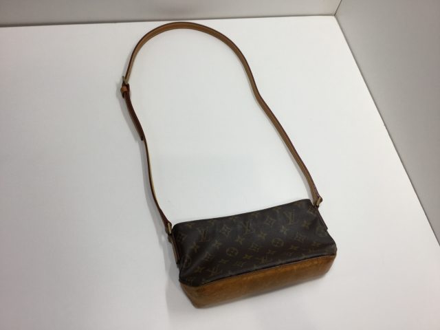 LOUIS VUITTON(ルイ ヴィトン)トロターモノグラムキャンバスショルダーバッグＭ51240のショルダーベルト交換が完了しました。 (東京都杉並区Ｓ様) after